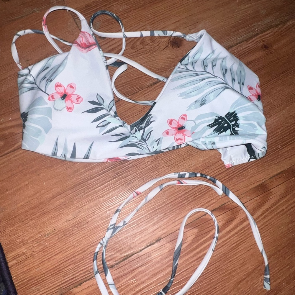 Floral bikini top